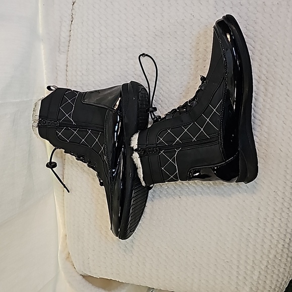 Totes Laura 9 M Winter Boots - Picture 3 of 8